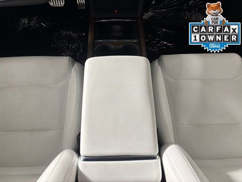 Used 2022 Tesla Model X AWD/4WD image 18