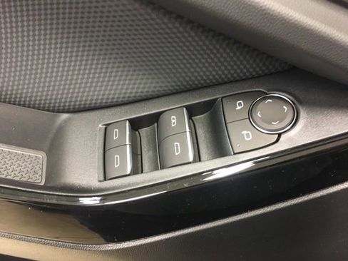 New 2026 Chevrolet Equinox RS w/ Convenience Package III image 36