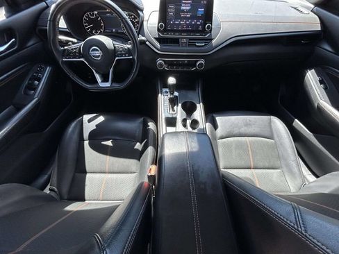 Used 2020 Nissan Altima 2.5 SR FWD image 12