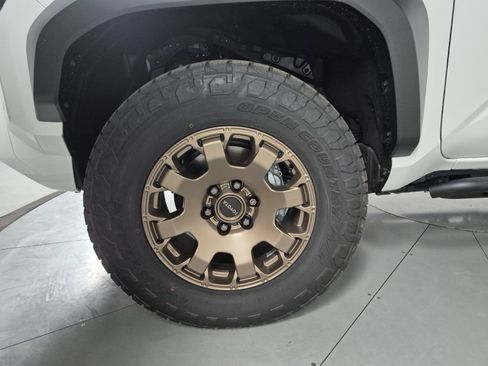 New 2026 Toyota 4Runner 4WD image 11