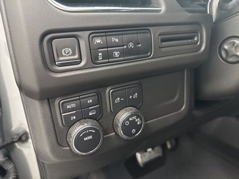 Used 2023 Chevrolet Tahoe RST w/ RST Performance Edition image 12