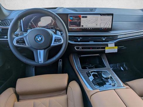 New 2026 BMW X5 xDrive50e image 15