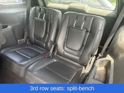 Used 2017 Ford Explorer XLT w/ Equipment Group 202A AWD/4WD image 10