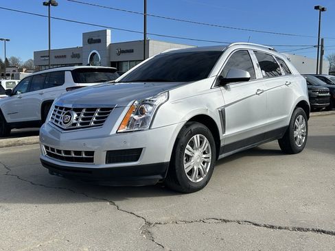 Used 2014 Cadillac SRX Luxury w/ Driver Awareness Package image 2