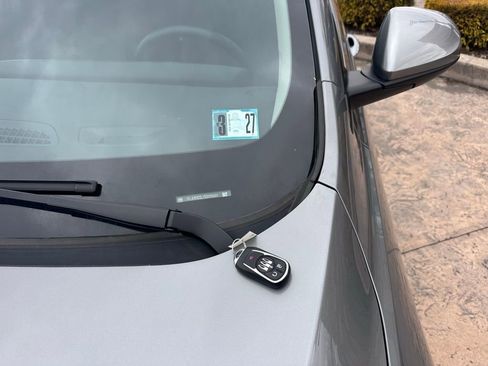 Used 2025 Buick Encore GX Preferred image 29