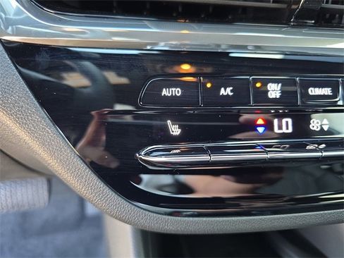 New 2026 Buick Envista Avenir image 21