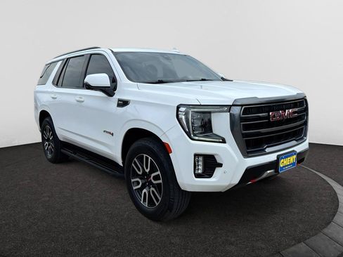 Used 2023 GMC Yukon AT4 w/ Technology Package AWD/4WD image 4