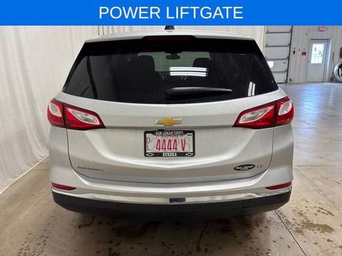 Used 2019 Chevrolet Equinox LT w/ Driver Convenience Package FWD image 5
