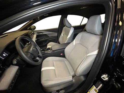 New 2026 Toyota Camry SE FWD image 9