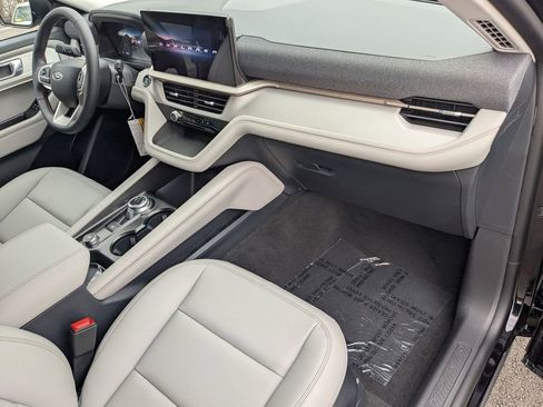 New 2026 Ford Explorer Active AWD/4WD image 31