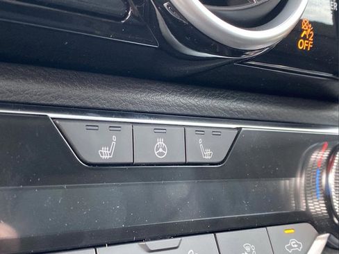 New 2025 Nissan Sentra SR w/ SR Premium Package FWD image 8