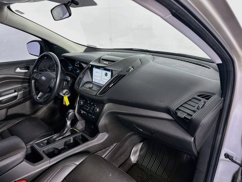 Used 2017 Ford Escape SE w/ SE Leather Comfort Package AWD/4WD image 27