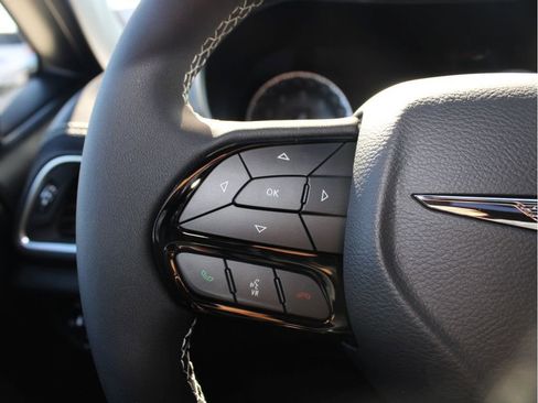 New 2026 Chrysler Pacifica Limited w/ S Appearance Package image 13