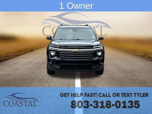 Used 2025 Chevrolet Traverse LT AWD/4WD image 2