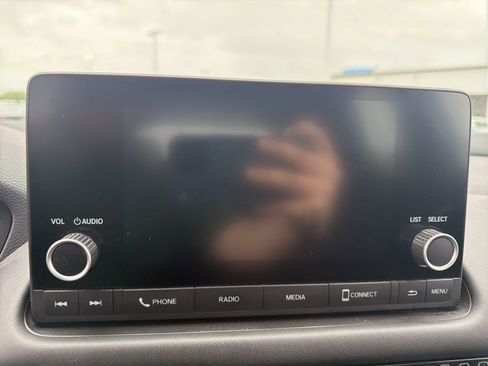 Used 2024 Honda HR-V Sport image 15