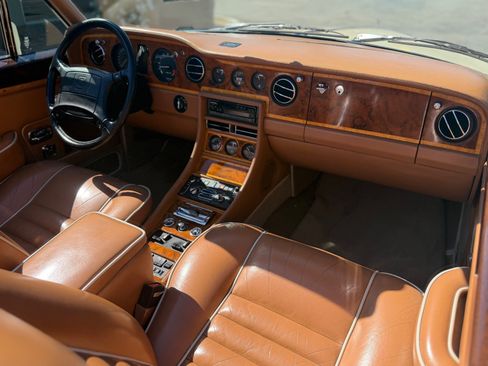 Used 1990 Bentley Continental RWD image 34
