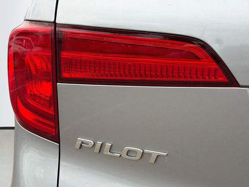 Used 2016 Honda Pilot EX-L image 10