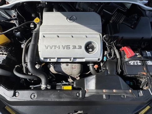 Used 2005 Lexus ES 330 Sedan image 18