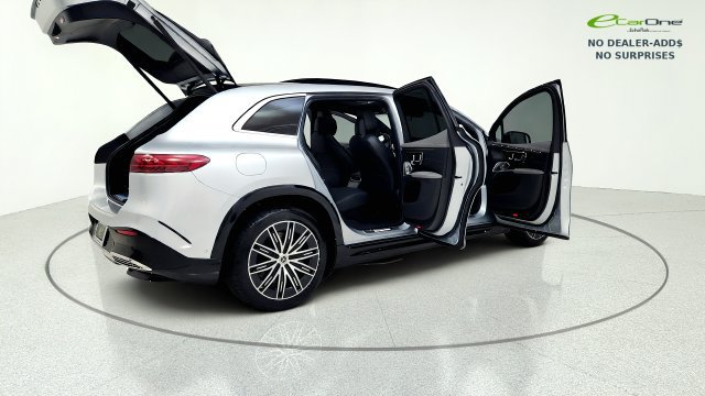Used 2023 Mercedes-Benz EQS 580 4MATIC SUV image 19