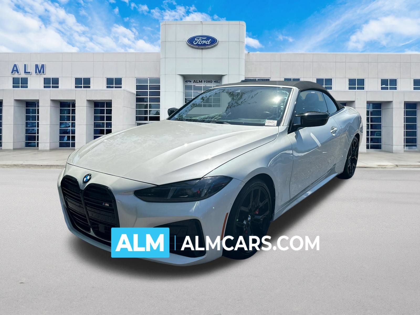 Used 2025 BMW M440i Convertible w/ Premium Package RWD image 1