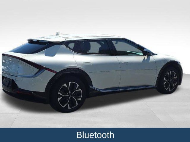 Used 2023 Kia EV6 Wind w/ Wind Technology Package AWD/4WD image 6