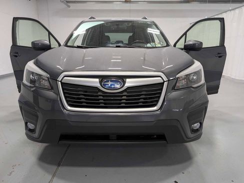 Used 2021 Subaru Forester Premium image 14
