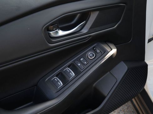 Used 2024 Honda Accord Sport image 5