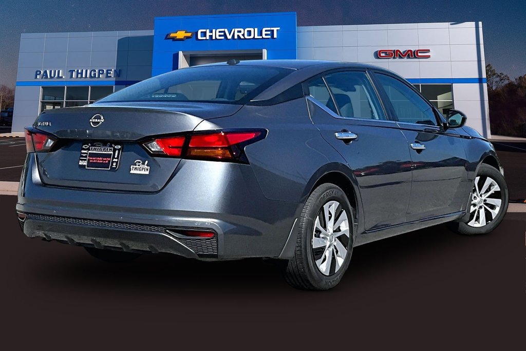 Used 2025 Nissan Altima 2.5 S FWD image 7