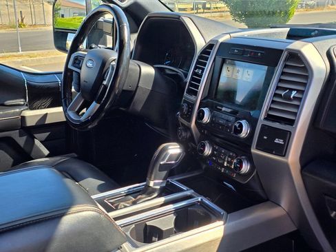 Used 2018 Ford F150 Platinum w/ Max Trailer Tow Package AWD/4WD image 18