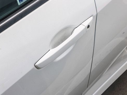 Used 2017 Honda Civic LX image 9