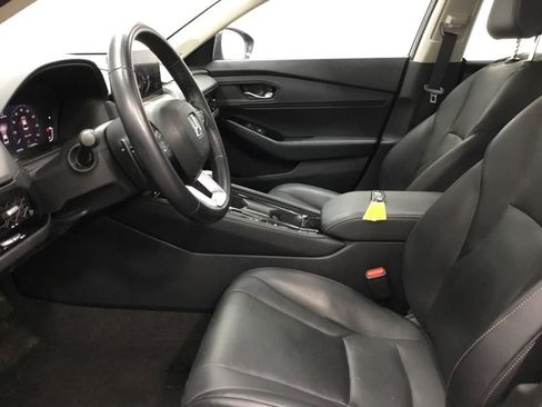 Used 2023 Honda Accord Touring image 4