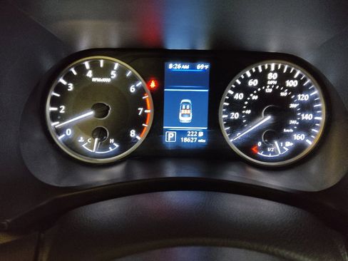 Used 2025 Nissan Sentra S FWD image 23