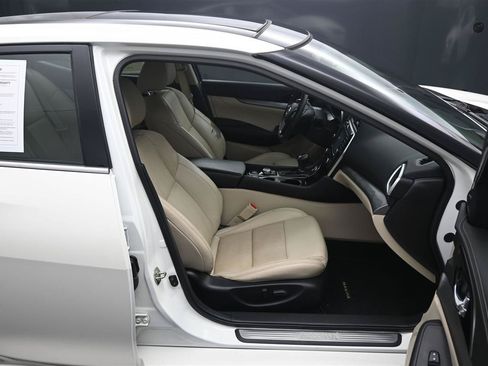 Used 2017 Nissan Maxima 3.5 SL FWD image 9