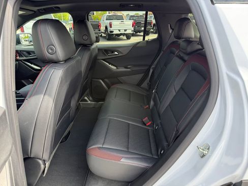 Used 2026 Chevrolet Equinox RS w/ Convenience Package III FWD image 25