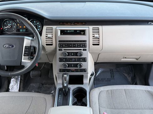 Used 2009 Ford Flex SE image 31