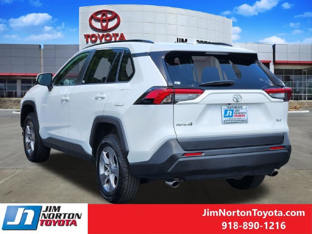 Used 2025 Toyota RAV4 XLE FWD image 7