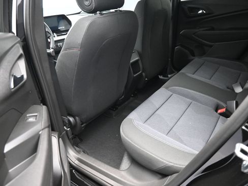 Used 2026 Chevrolet Trax RS w/ Sunroof Package FWD image 22