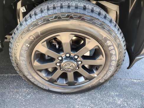 Certified 2025 RAM 2500 Big Horn AWD/4WD image 6