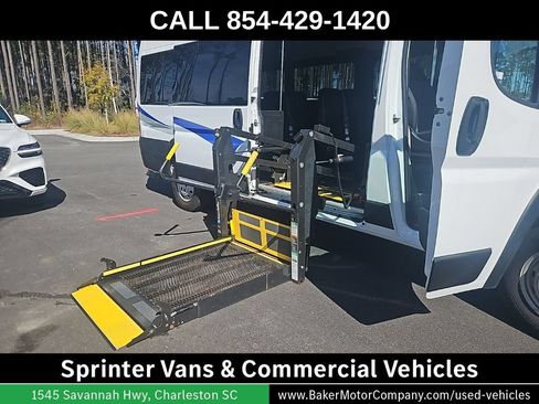 Used 2019 RAM ProMaster 3500 w/ Premium Appearance Group FWD image 2