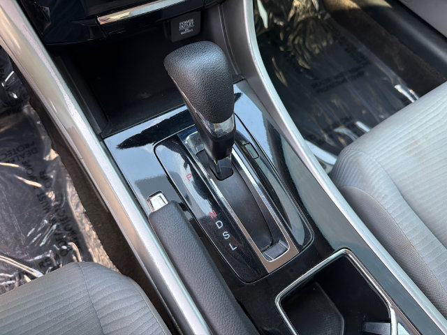 Used 2016 Honda Accord LX image 32