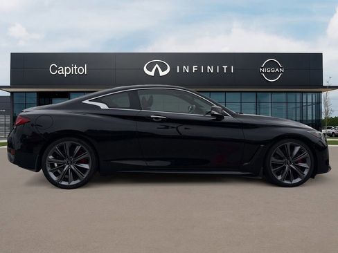 Used 2022 INFINITI Q60 Red Sport 400 w/ Carbon Fiber Package image 4