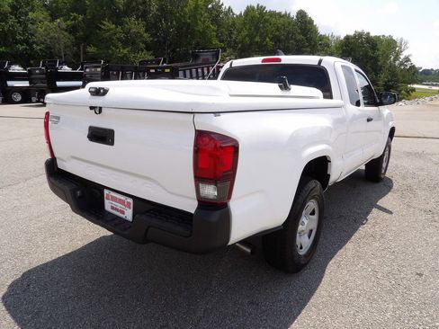 Used 2020 Toyota Tacoma SR RWD image 7