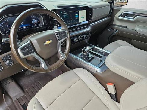 Used 2024 Chevrolet Silverado 1500 LTZ w/ Technology Package AWD/4WD image 12
