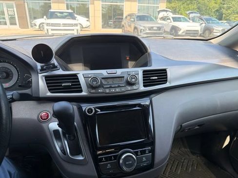 Used 2016 Honda Odyssey EX-L image 15