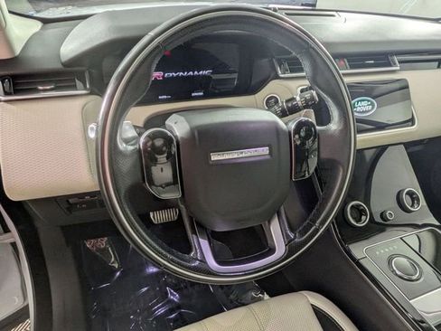 Used 2019 Land Rover Range Rover Velar R-Dynamic SE AWD/4WD image 19