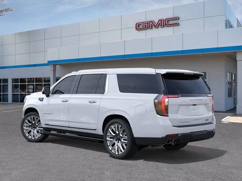 New 2026 GMC Yukon XL Denali Ultimate AWD/4WD image 3