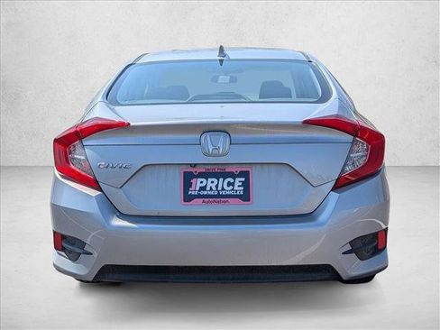 Used 2018 Honda Civic EX image 6