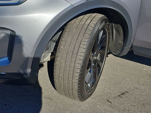 Used 2022 Land Rover Discovery Sport SE image 37