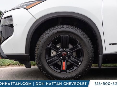 Used 2025 Nissan Rogue SV AWD/4WD image 35
