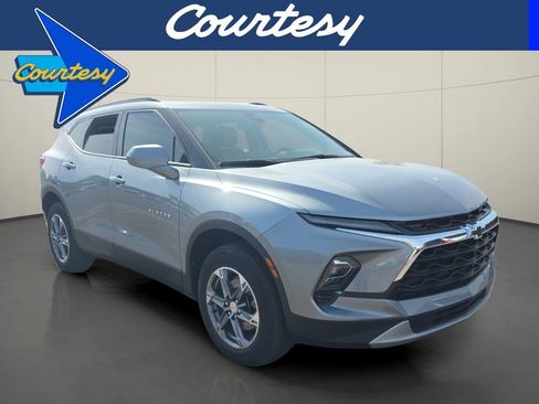 Used 2024 Chevrolet Blazer LT w/ Convenience Package FWD image 1